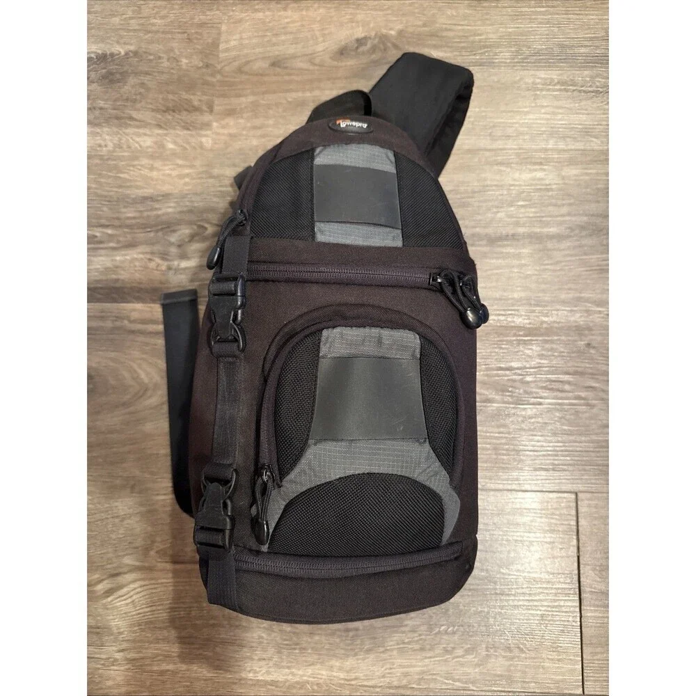 Lowepro Slingshot 100 AW Padded Shoulder Sling Backpack Camera Bag w/ Rain Cover
